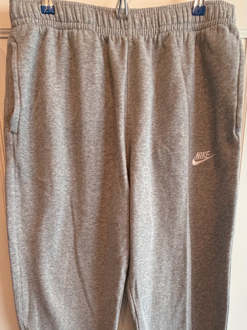 NIKE Men’s Large TALL LT Gray Fleece Joggers Sweatpants Swoosh